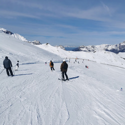 Praloup: Rebonjour! Direction l'espace lumière: 1ère étape le Lac