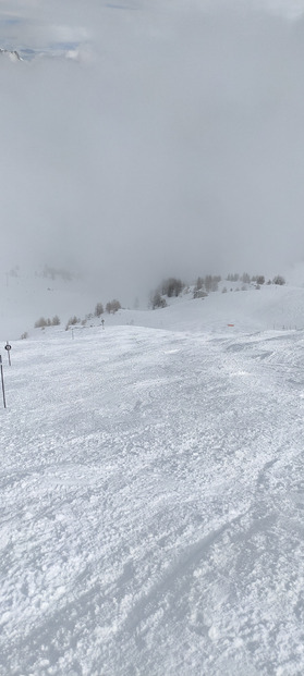 Neige humide mais très correcte, météo frustrante