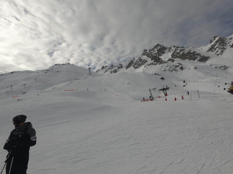 Soleil le matin, grosse roillées l'après midi, touristes 