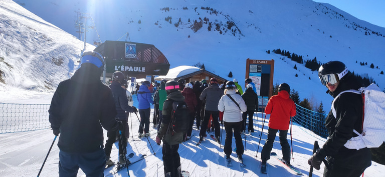 Neige dure, folie douce à balle 