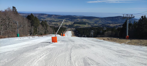 Pot-pourri (pas si pourri) du Massif central et ça skie toujours!