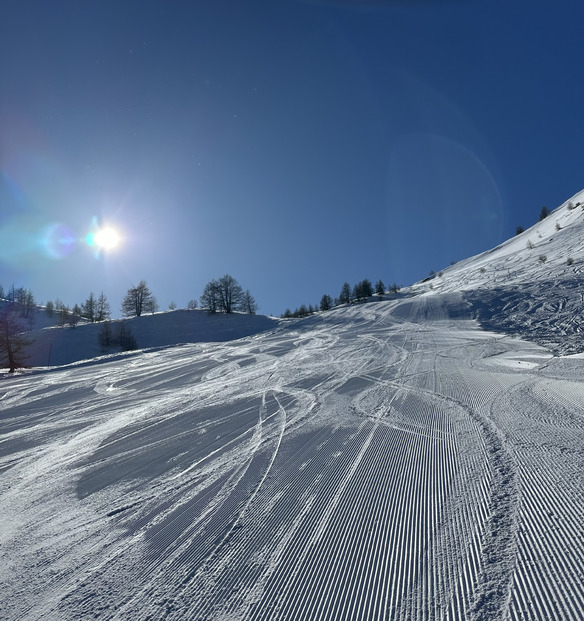 Le soleil, la neige et personne