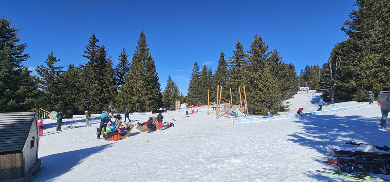 Chamrousse : mardi gras en mode ciel bleu & tests