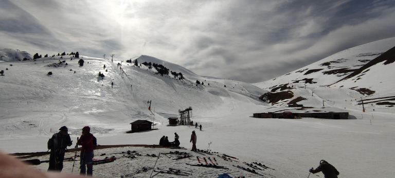 Alpe du Grand serre, du ski de printemps oui mais du ski solidaire