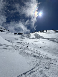 Poudre au printemps,skieur content 🤩