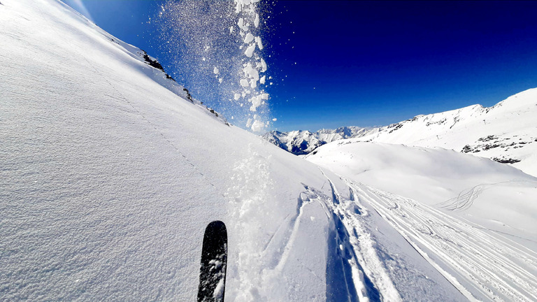 Encore de la poudre ! Faut aller la trouver !