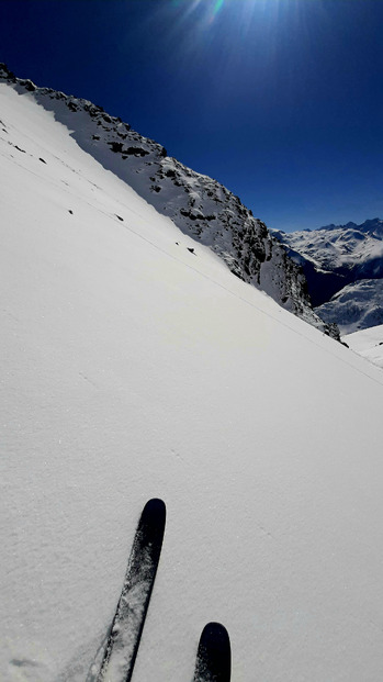 Encore de la poudre ! Faut aller la trouver !