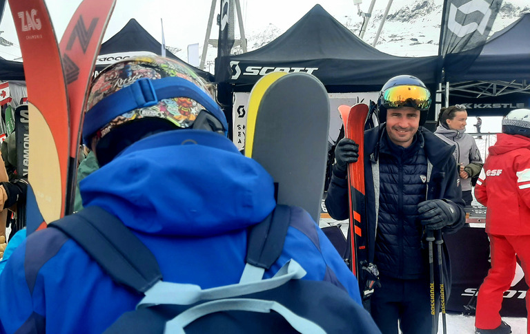 Pur bonheur en poudreuse et au ski test Vieux Campeur- méga top 🤩