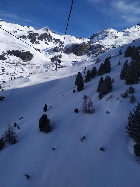 superbe matinée sans vent, puis les nuages