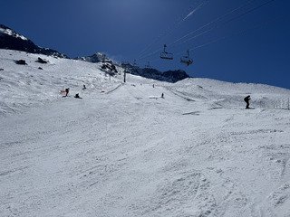 Issue de secours dans la montée des rachasses ! 