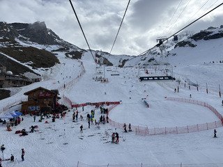 « en avril, ne skie qu’en janvril »