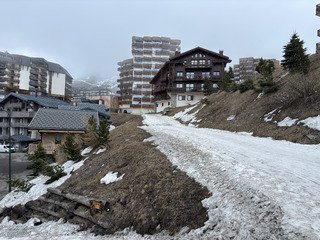 « en avril, ne skie qu’en janvril »