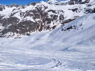 ciel bleu jusqu'à 14h?
