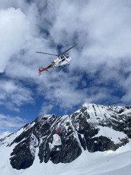 Ouverture du refuge Robert Blanc, et ski de printemps au Dôme de Neige
