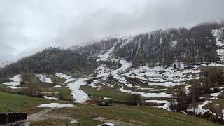 Val la closing 