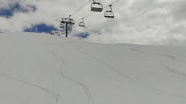 Val la closing 