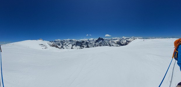 Bonne neige sous le soleil 