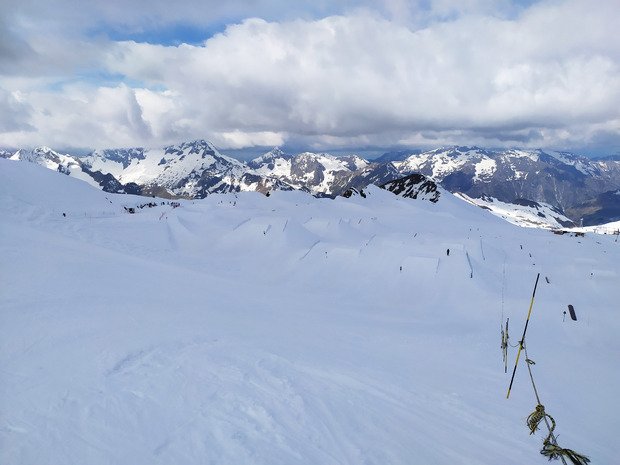 conditions variables du printemps, et du glacier