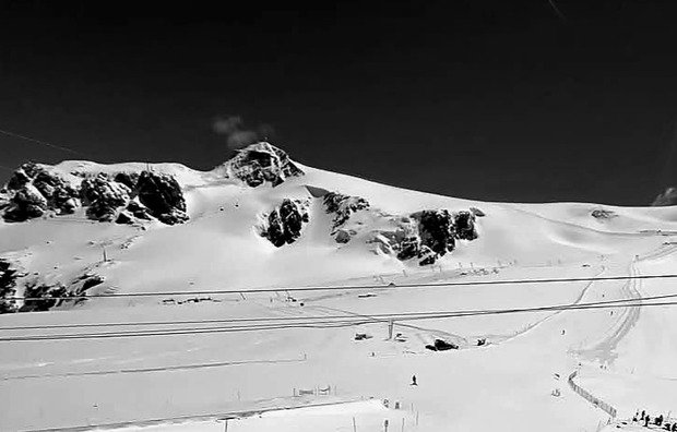 Du Noir et Blanc pour une journée toute en couleur