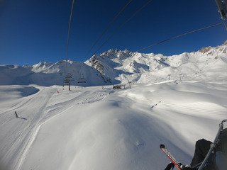 Gravage entre les requins dans une ambiance ... glaciale