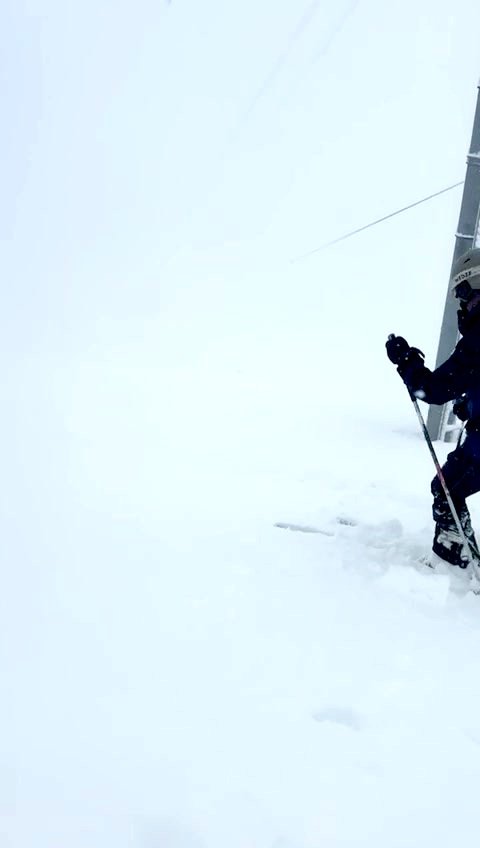 Presque trop de neige &agrave; Margeriaz 😱😂