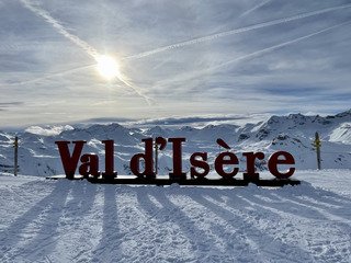 Un bon dimanche de premières Traces