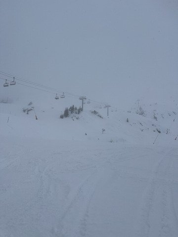 Blanc total, ski correct