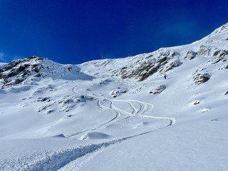 Opening poudreux à Ax 3 domaines