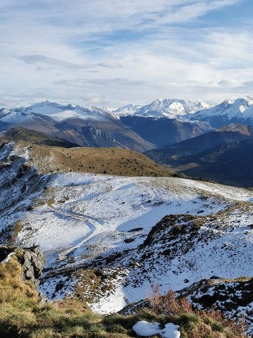Quasi pas de neige au Pic d'Escurets (1440m)