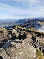 Quasi pas de neige au Pic d'Escurets (1440m)