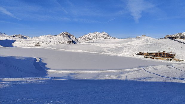 Val same player shoot again 