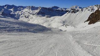 Val clap fin opening