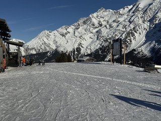 Grand soleil, petite neige