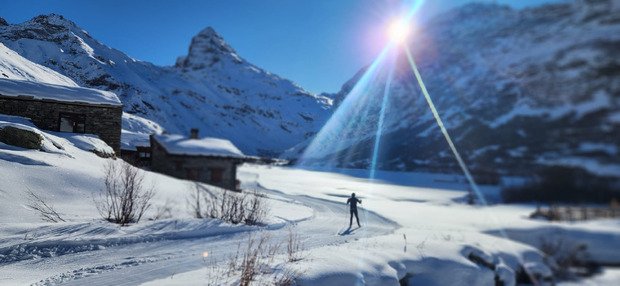 Ski de fond au dessus de Bonneval S/Arc en Maurienne (73) belle journ&eacute;e d'hiver 