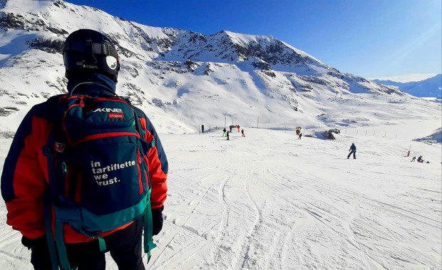 Supr&ecirc;me glisse au dessus de la mer !