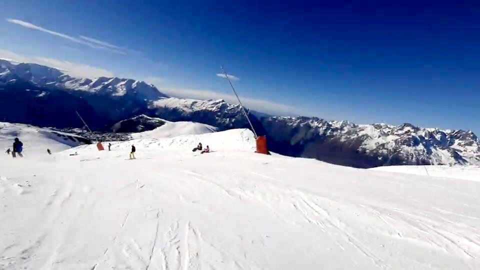 Hyper  vari&eacute; : Kitzb&uuml;hel, douce ou dure extra carving, et paillettes jaillissantes !