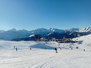Fl&egrave;che, Chamois... Demandez le programme ! 