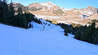 Soleil, peu de monde, skiable c&ocirc;t&eacute; Sommand, cailloux c&ocirc;t&eacute; Praz de Lys