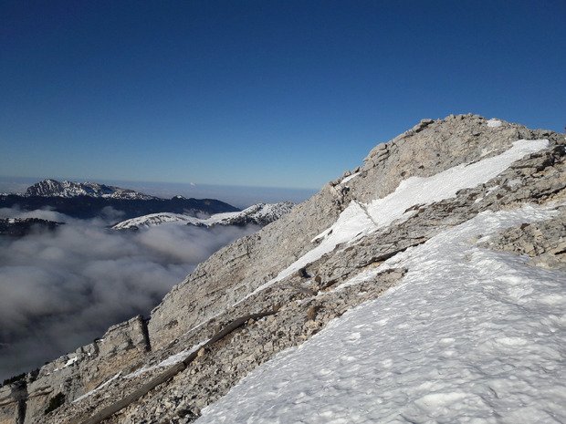 CHAMECHAUDE-crampons