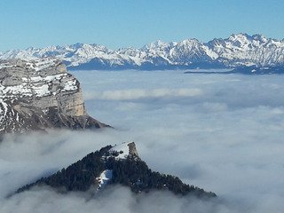 CHAMECHAUDE-crampons