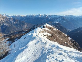 Beau temps be..  neige. Juste neige