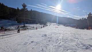 Greolieres : bien vivant, neige au top 