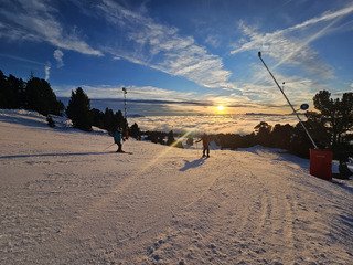 Chamrousse : premi&egrave;re nocturne de la saison