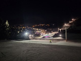 Chamrousse : premi&egrave;re nocturne de la saison