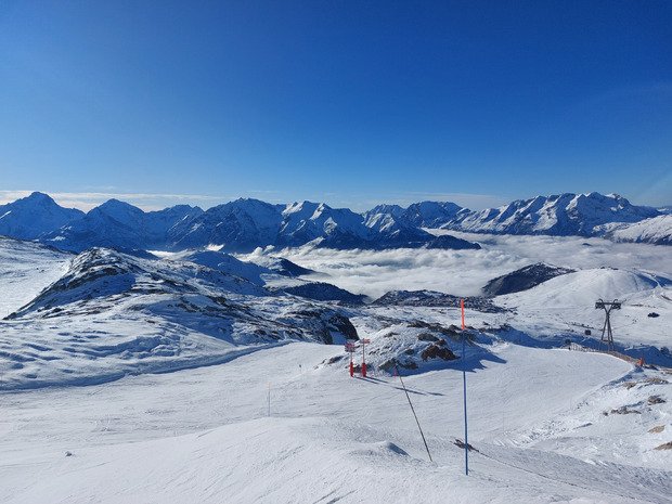 Alpe d'Huez : zen au soleil mais neige dure 