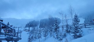 Encore de la pow mais un monde de fou sur la route