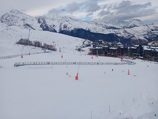 Mercredi p&eacute;pouze au ski