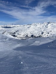 La neige &eacute;tait encore excellente et les pistes quasiment vides.