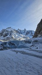 Glacier des P&eacute;riades et combes au dessus de la mer de glace 