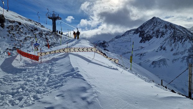 Luminosit&eacute; changeante mais bonne neige